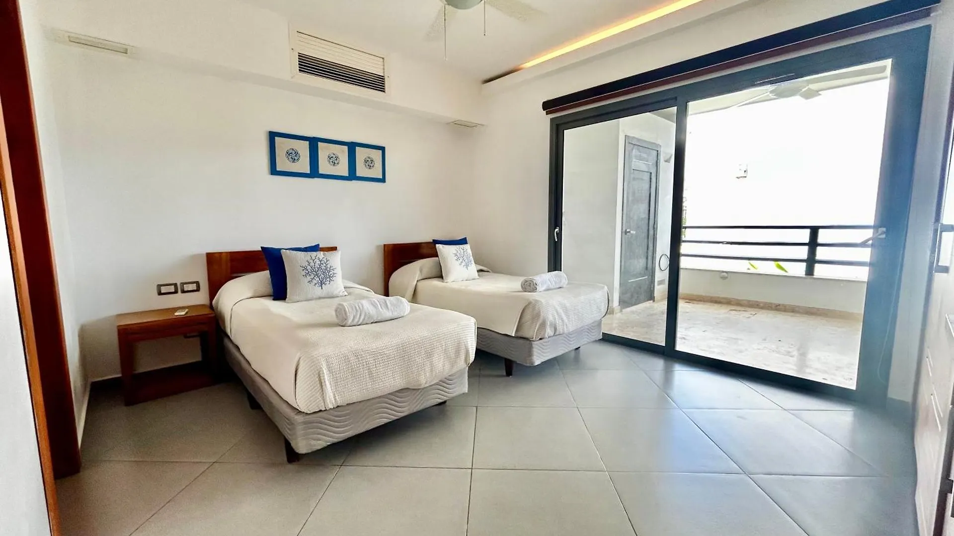 Beachfront Complex 3Bd 3Ba With Pool 라스테레나스