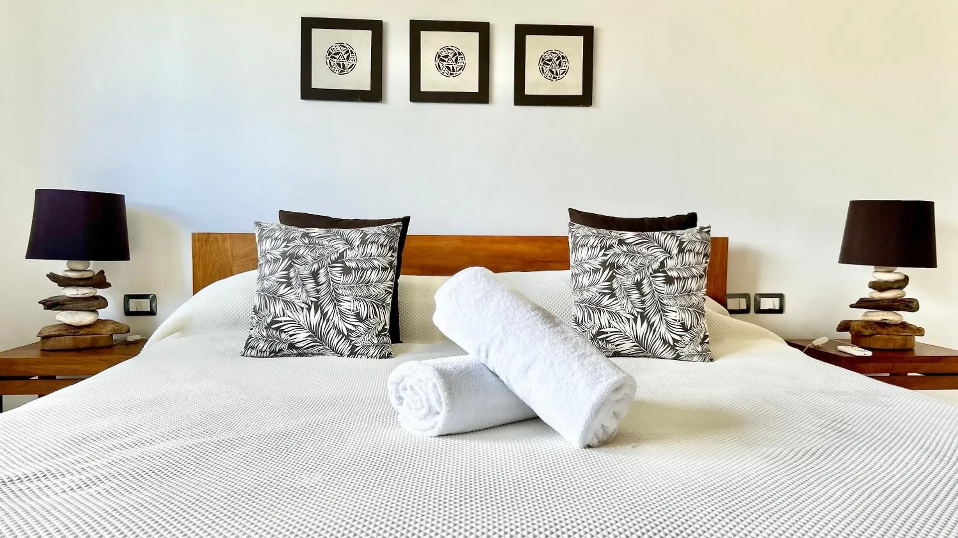 Beachfront Complex 3Bd 3Ba With Pool 라스테레나스